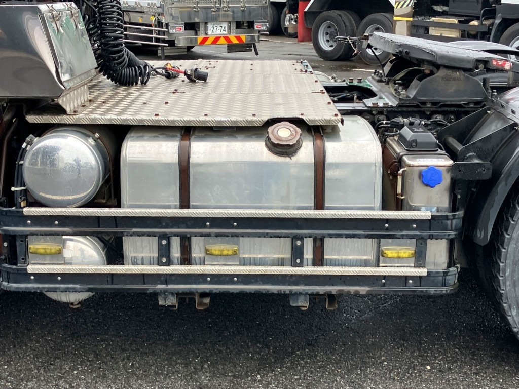 UDトラックス クオン QKG-GK6XABの写真13