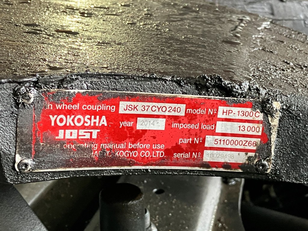 カプラーのプレートです。|UDトラックス クオン QKG-GK6XAB(2WD)の写真16