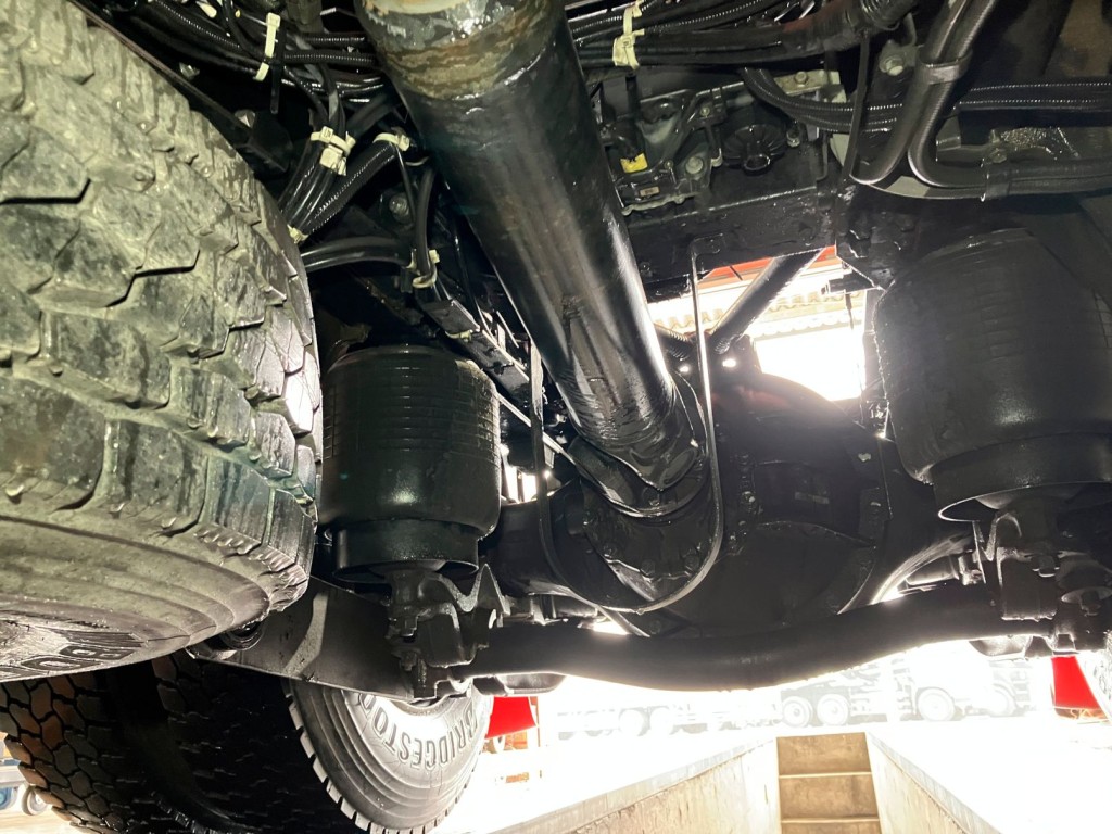 下周りの状態です。|UDトラックス クオン QKG-GK6XAB(2WD)の写真41
