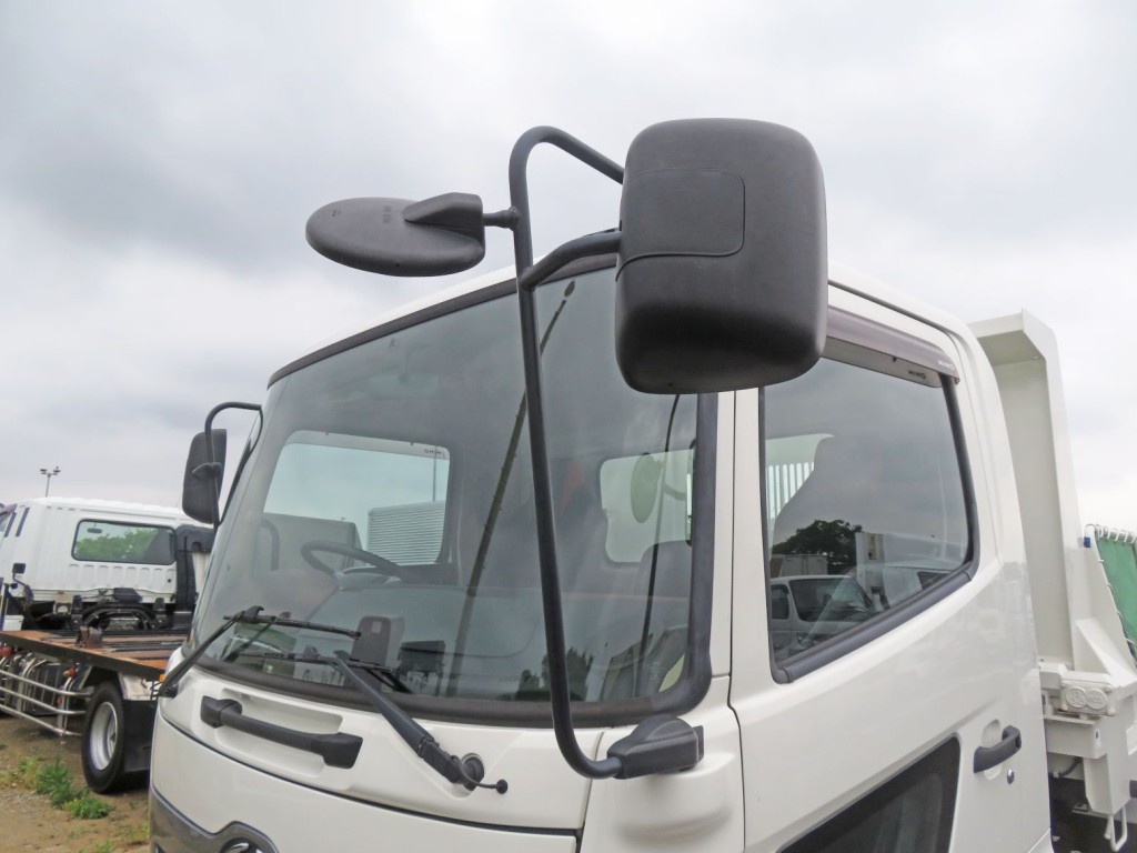 ミラーに細かいキズ・色あせがあります。|日野 レンジャー 2KG-FC2ABA(2WD)の写真31