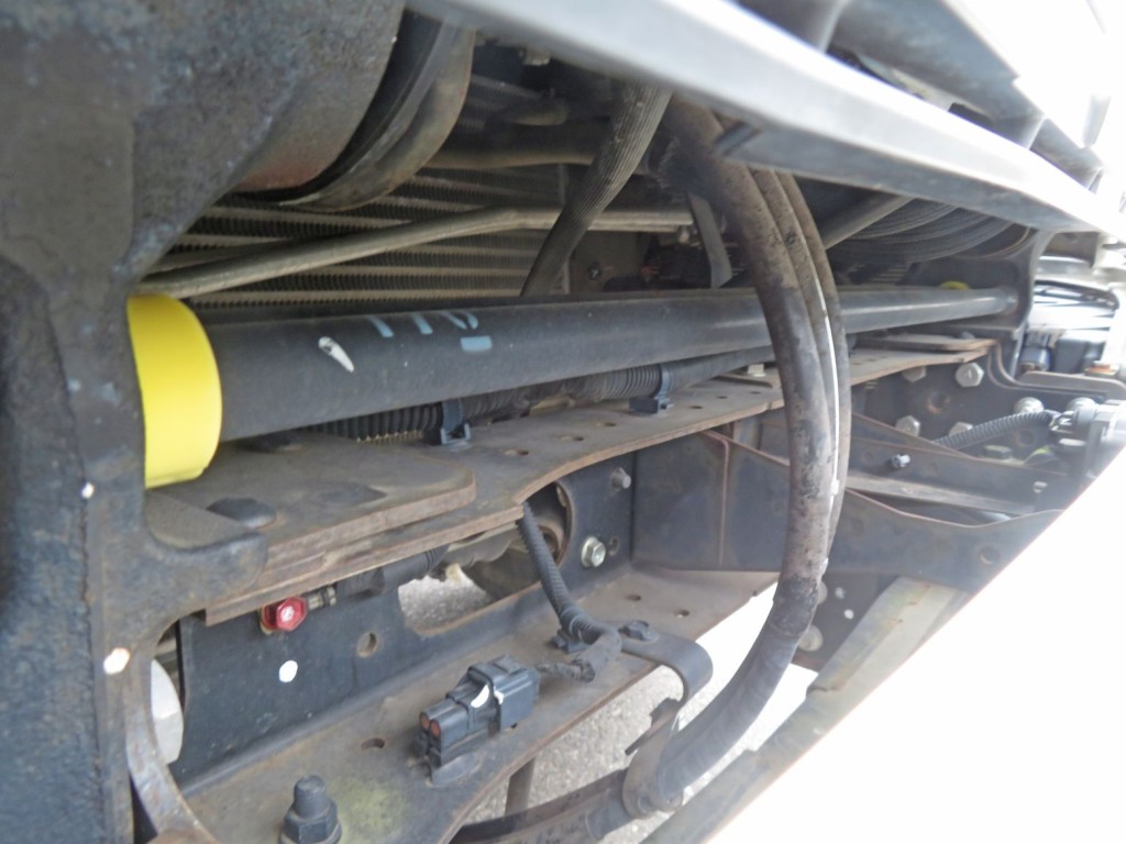 フロントパネル内部にサビがあります。|日野 レンジャー 2KG-FC2ABA(2WD)の写真33