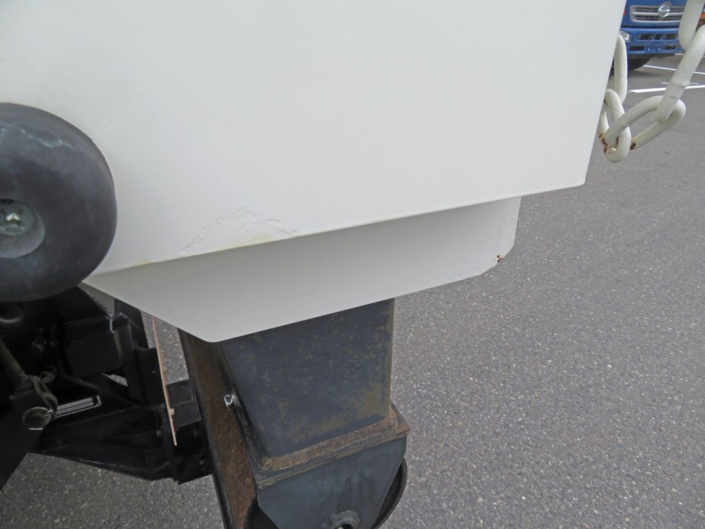荷台後方あおりに塗装の段差.があります。(剥がれた上から塗られています)|日野 レンジャー 2KG-FC2ABA(2WD)の写真50
