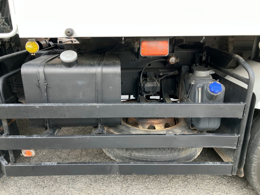 いすゞ ギガ QKG-CXZ77ATの写真18