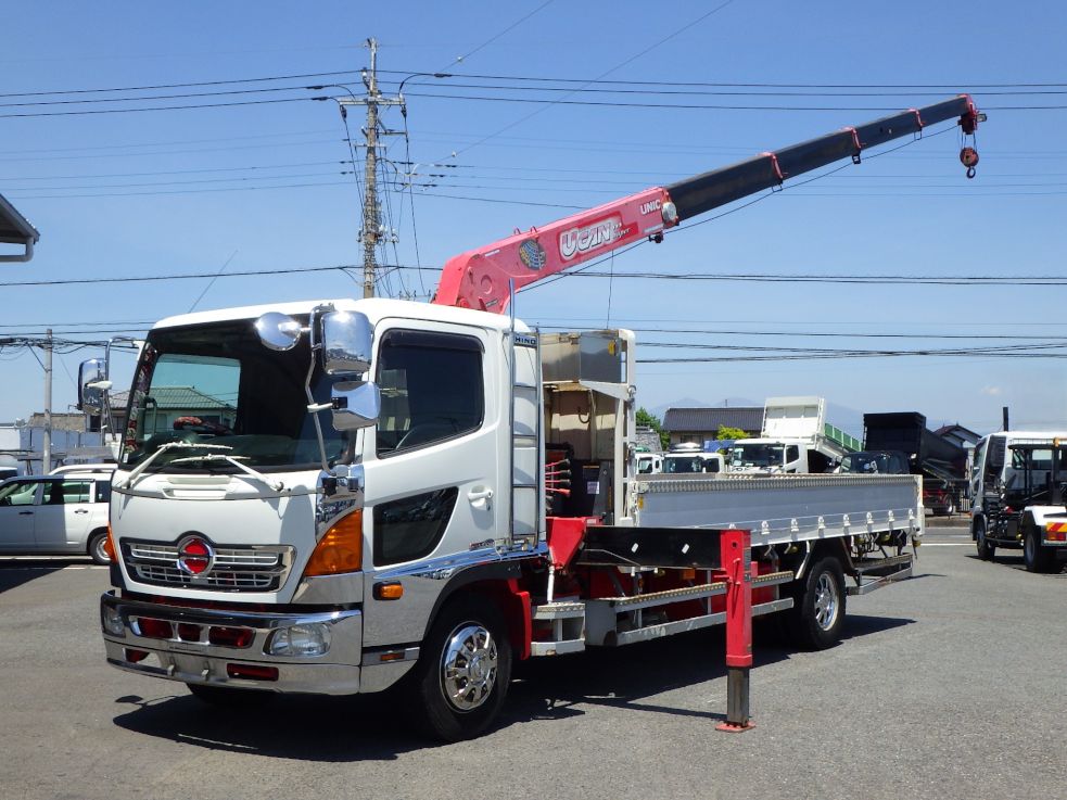 日野 レンジャー LKG-FE7JLAA(2WD)の写真1