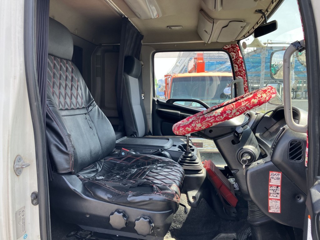 日野 レンジャー LKG-FE7JLAAの写真7