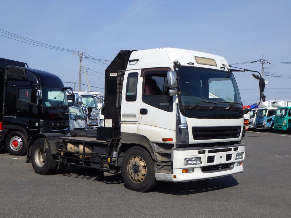 いすゞ ギガ PJ-EXD52G6の写真2