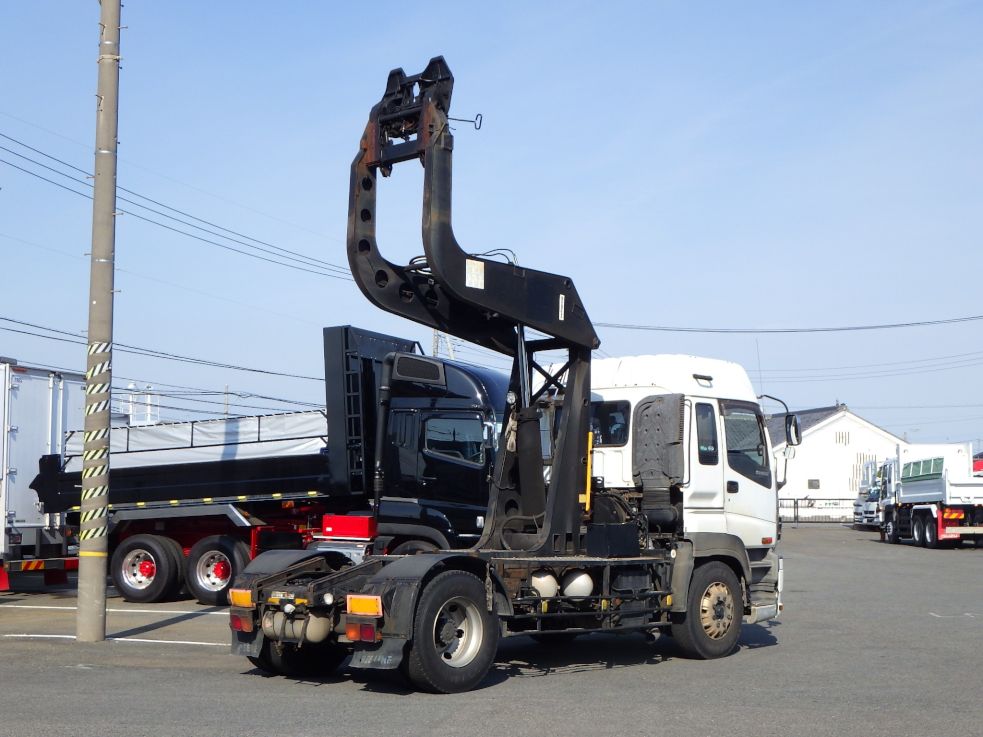 いすゞ ギガ PJ-EXD52G6の写真4