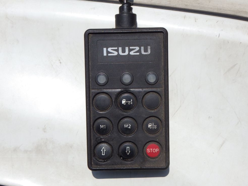 エアサスのコントローラーです。|いすゞ ギガ PJ-EXD52G6の写真19