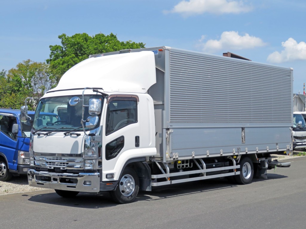 いすゞ フォワード TKG-FRR90T2(2WD)の写真1