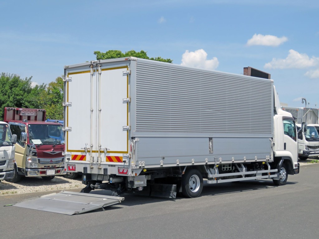 いすゞ フォワード TKG-FRR90T2(2WD)の写真4