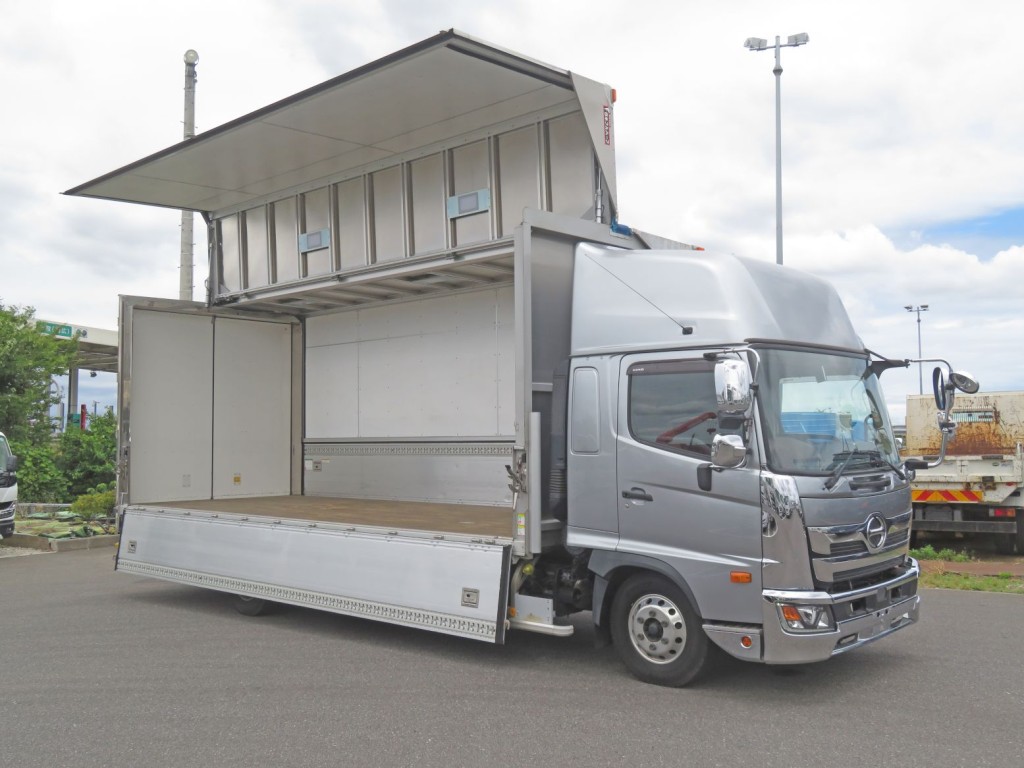 日野 レンジャー 2PG-FD2ABA(2WD)の写真2