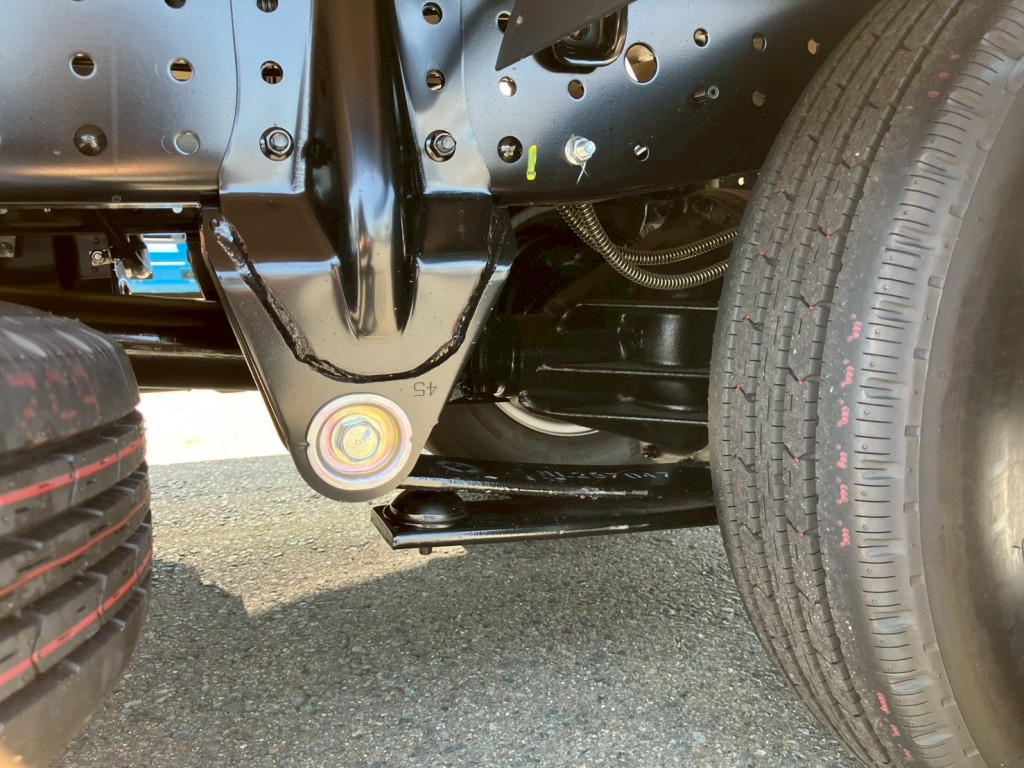 リーフサスです。|三菱 キャンター 2RG-FBA20(2WD)の写真5