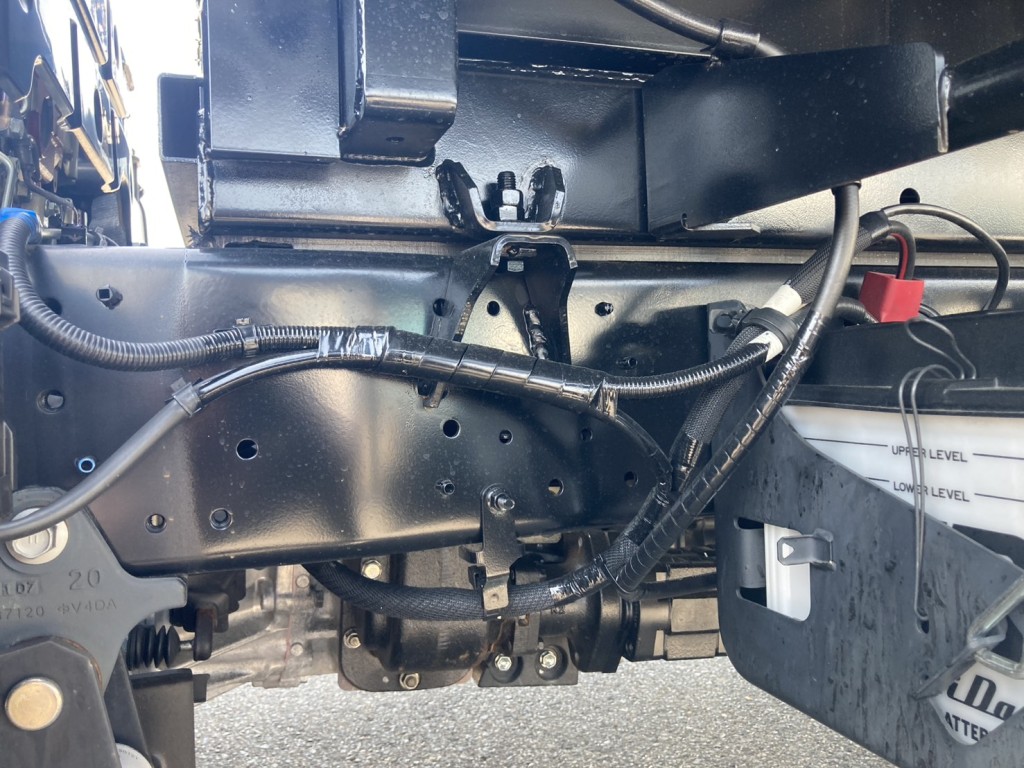 シャーシとPTOの状態です。|日野 デュトロ 2KG-XZU722M(2WD)の写真10