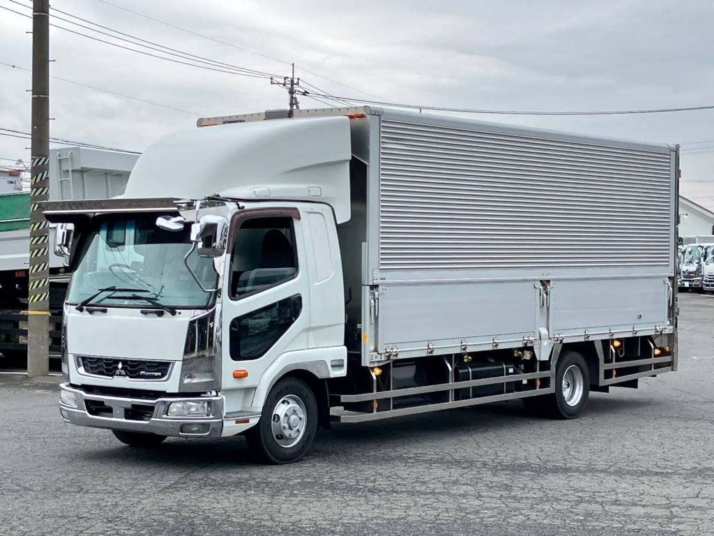 三菱 ファイター TKG-FK64F(2WD)の写真1
