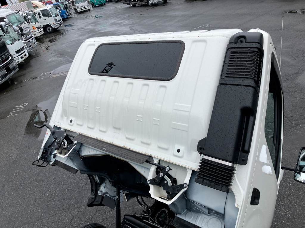 キャブバックの状態です。|日野 デュトロ 2KG-XZU712M(2WD)の写真31