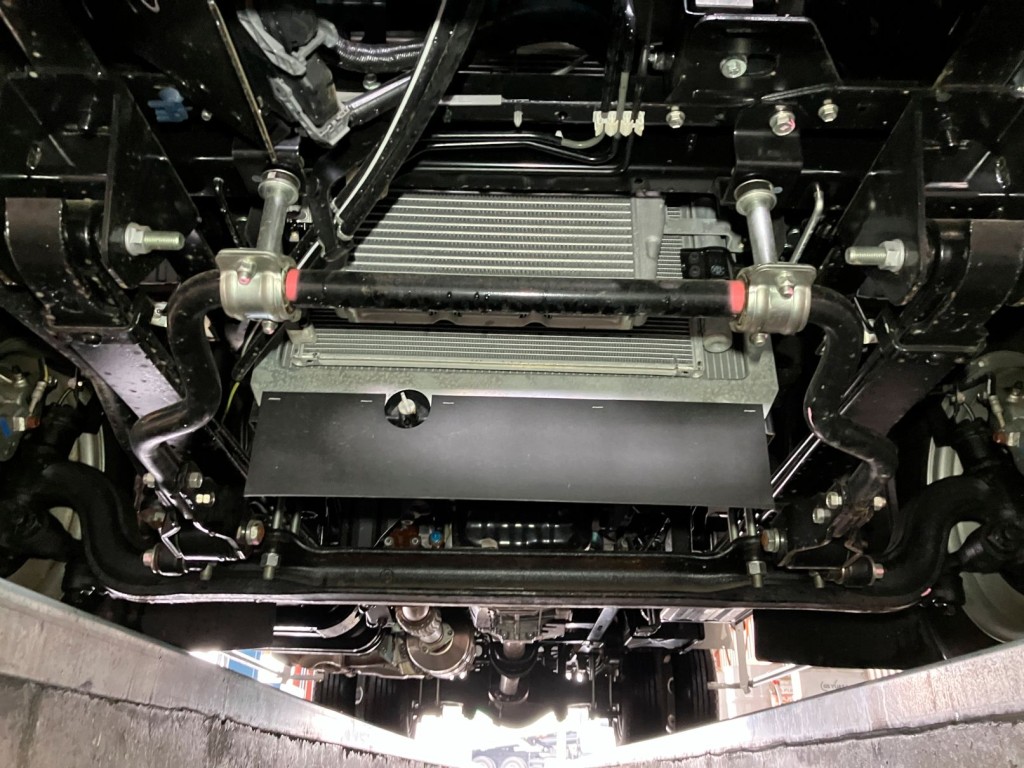 下周りの状態です。置きサビがあります|日野 デュトロ 2KG-XZU712M(2WD)の写真33
