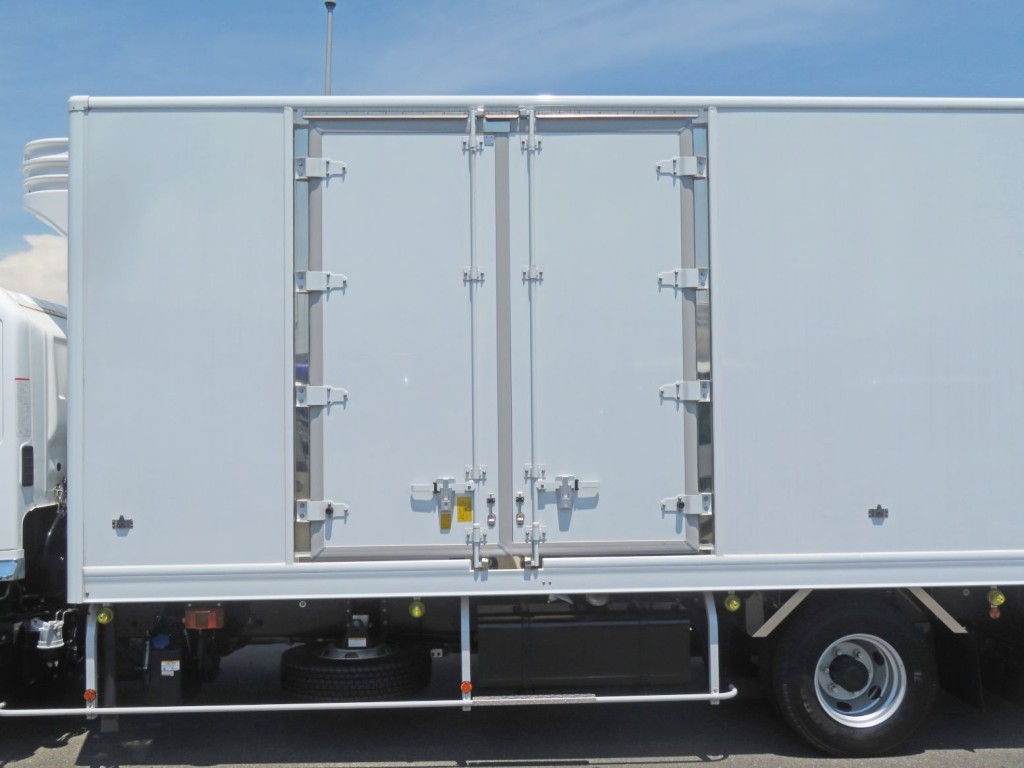 サイドドア付きです。|日野 レンジャー 2KG-FD2ABG(2WD)の写真14