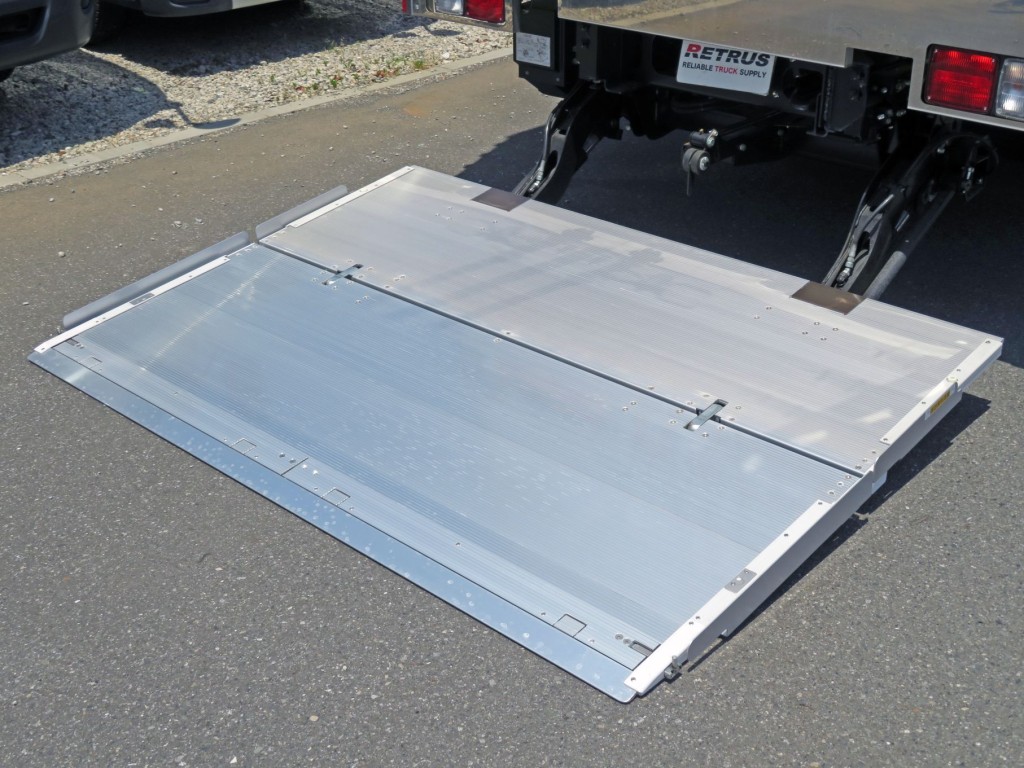 ゲートのステージの状態です。|日野 レンジャー 2KG-FD2ABG(2WD)の写真14