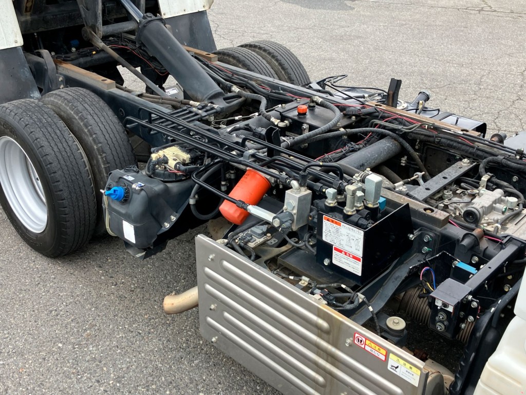 フレームの状態です。|三菱 キャンター 2RG-FBA60(2WD)の写真14