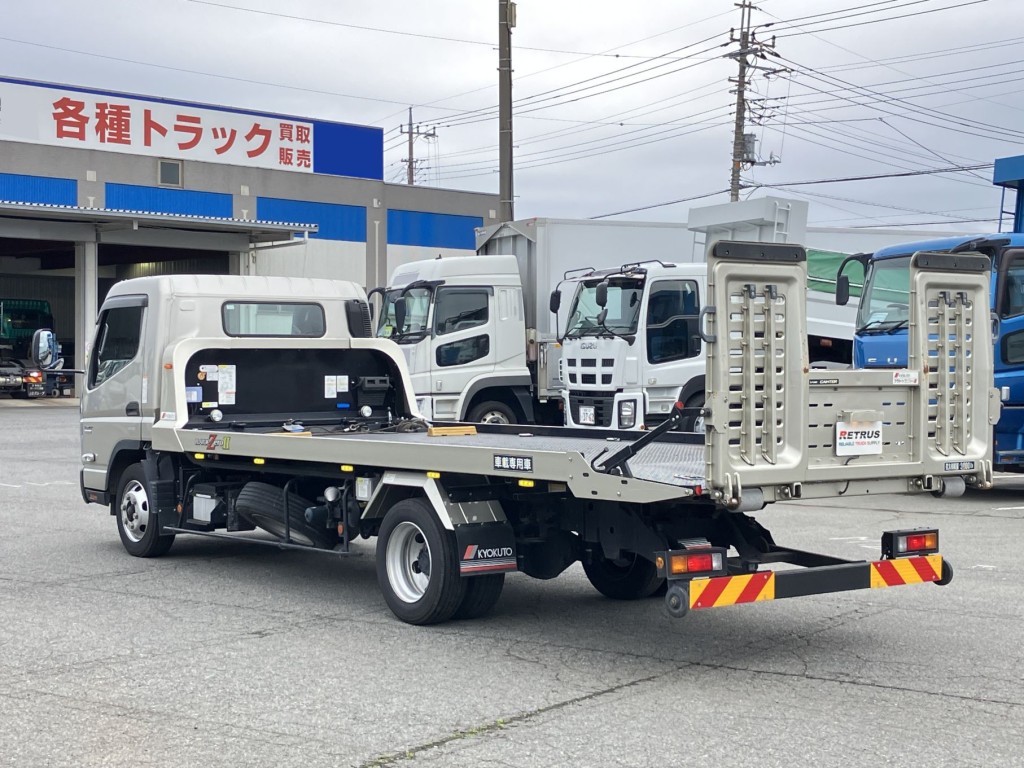 三菱 キャンター 2RG-FEB80(2WD)の写真3