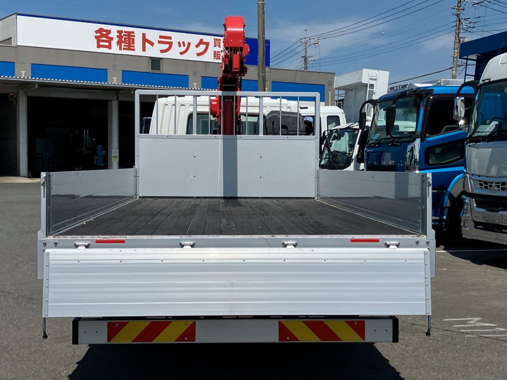 荷台全体の状態です。|三菱 ファイター 2KG-FK62FZ(2WD)の写真10
