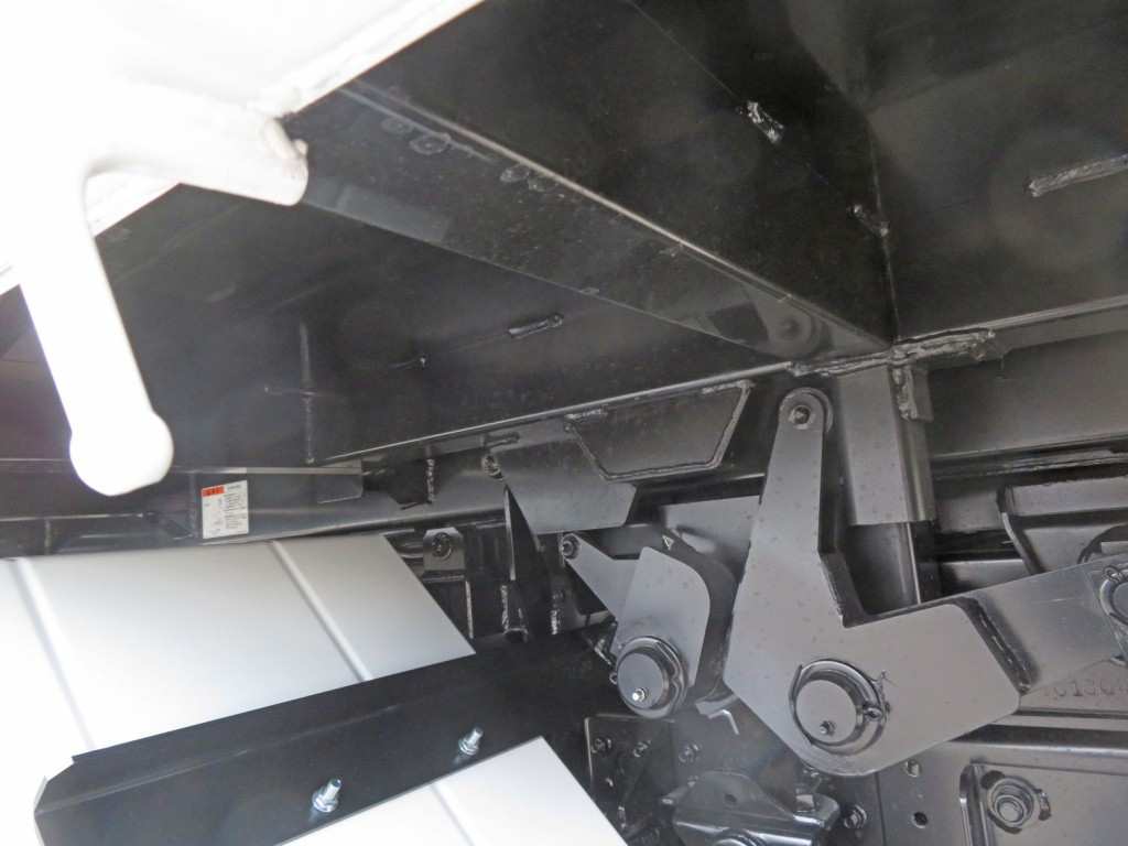 ネタの状態です。（横ネタは鉄製です）|三菱 キャンター 2PG-FEBM0(2WD)の写真9