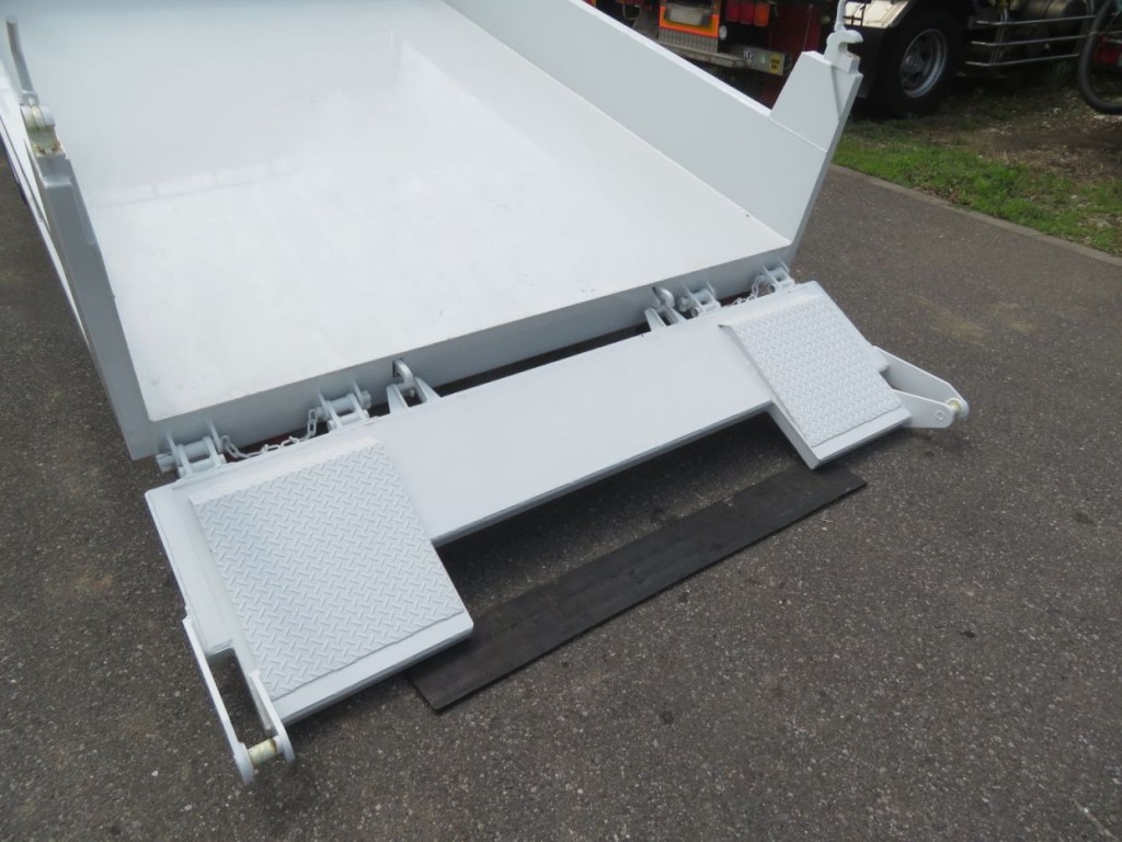 歩みの状態です。|三菱 キャンター 2PG-FEBM0(2WD)の写真17