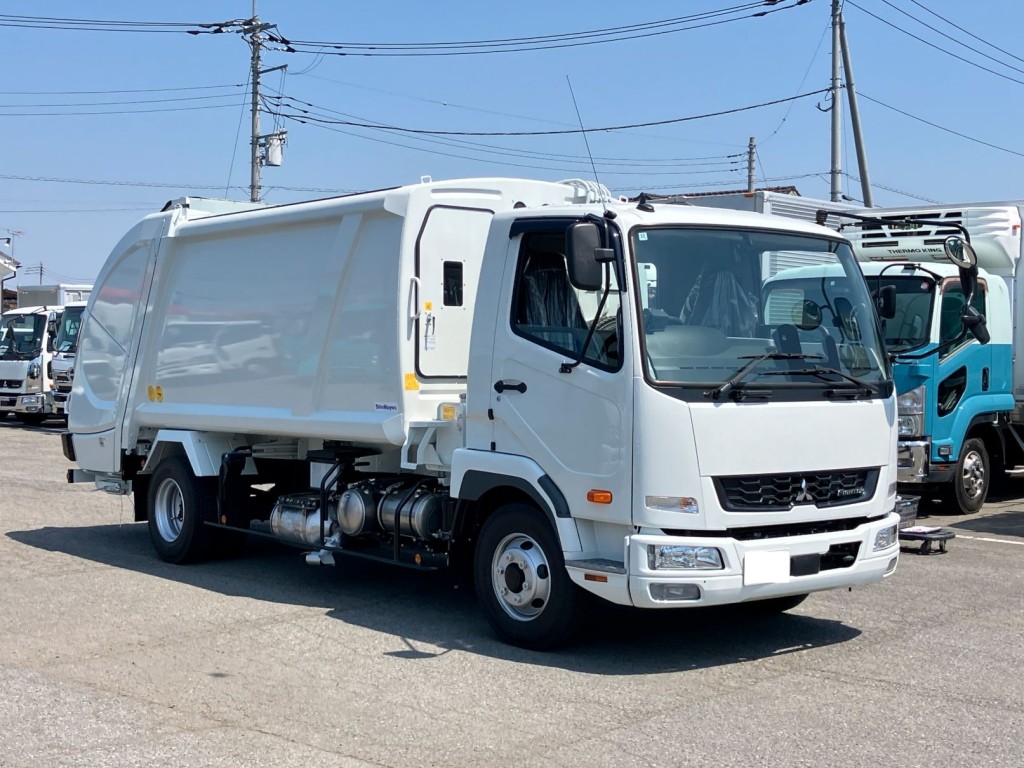 三菱 ファイター 2KG-FK72F(2WD)の写真2