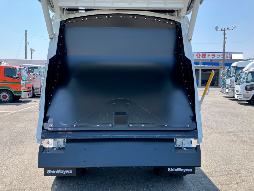 三菱 ファイター 2KG-FK72F(2WD)の写真10