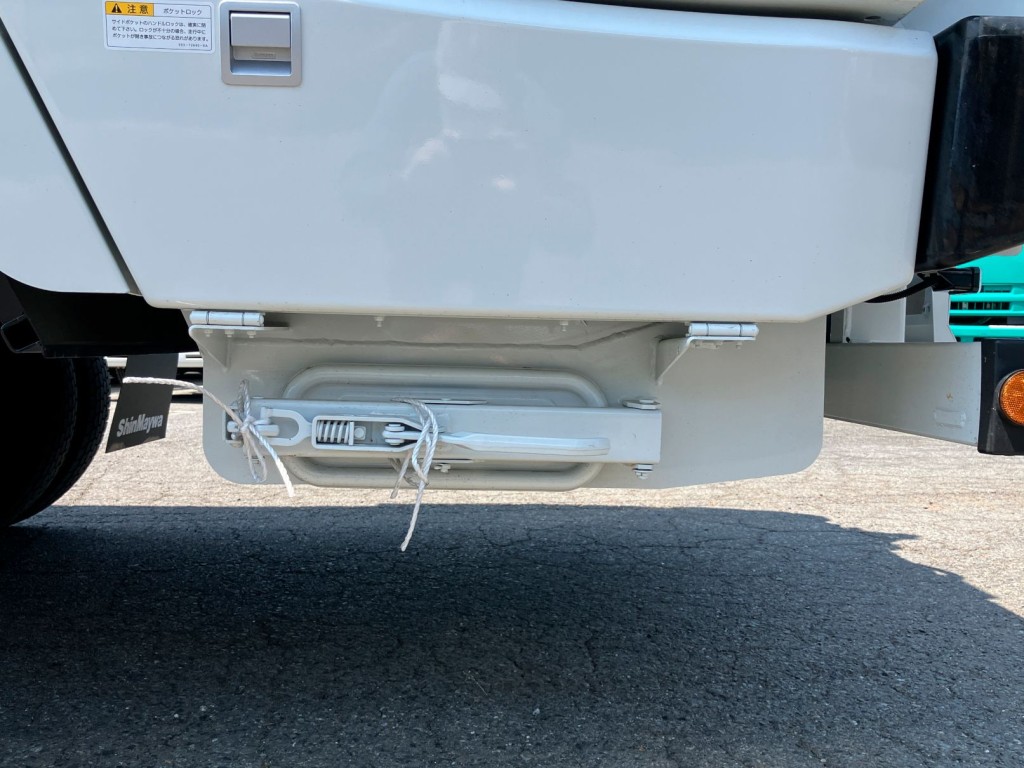 三菱 ファイター 2KG-FK72F(2WD)の写真12
