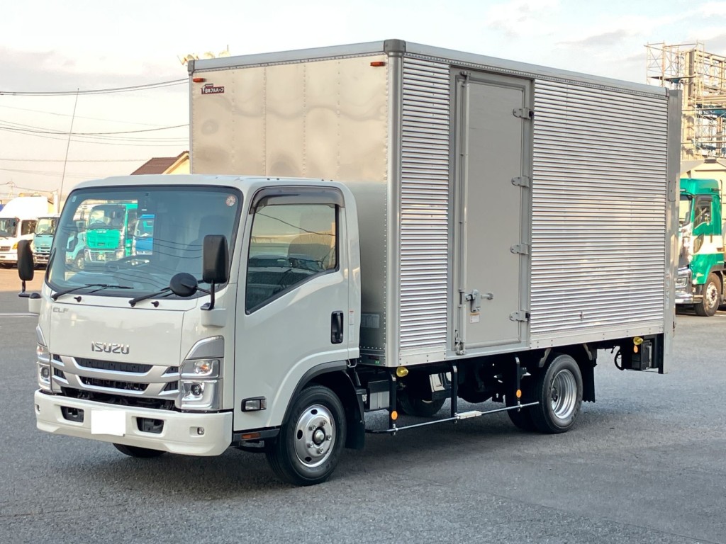 いすゞ エルフ 2RG-NPR88AN(2WD)の写真1