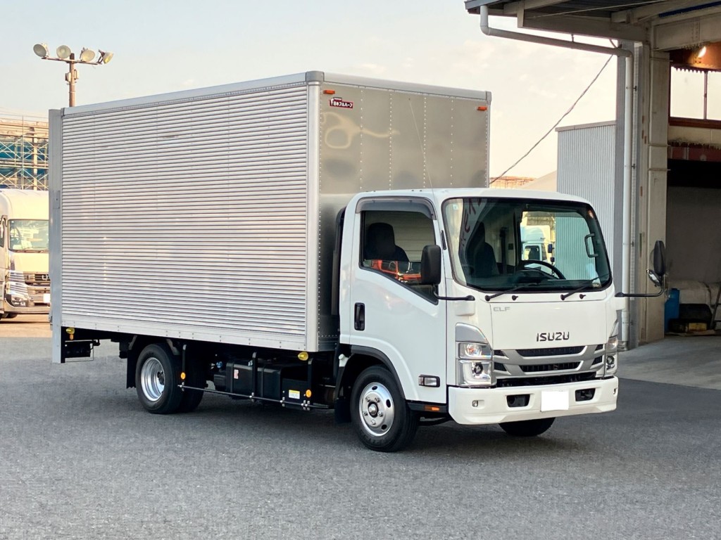いすゞ エルフ 2RG-NPR88AN(2WD)の写真2