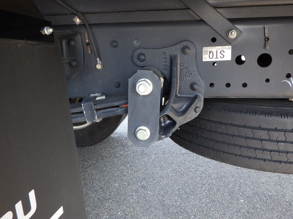 いすゞ エルフ 2RG-NPR88AN(2WD)の写真5