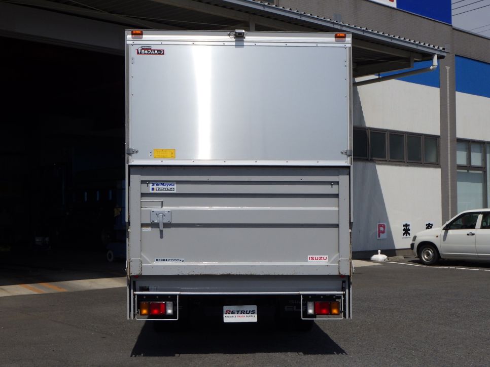 いすゞ エルフ 2RG-NPR88AN(2WD)の写真8