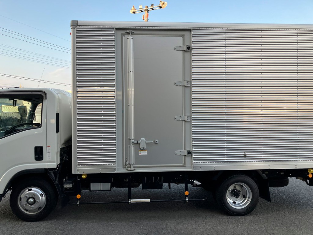 いすゞ エルフ 2RG-NPR88AN(2WD)の写真15