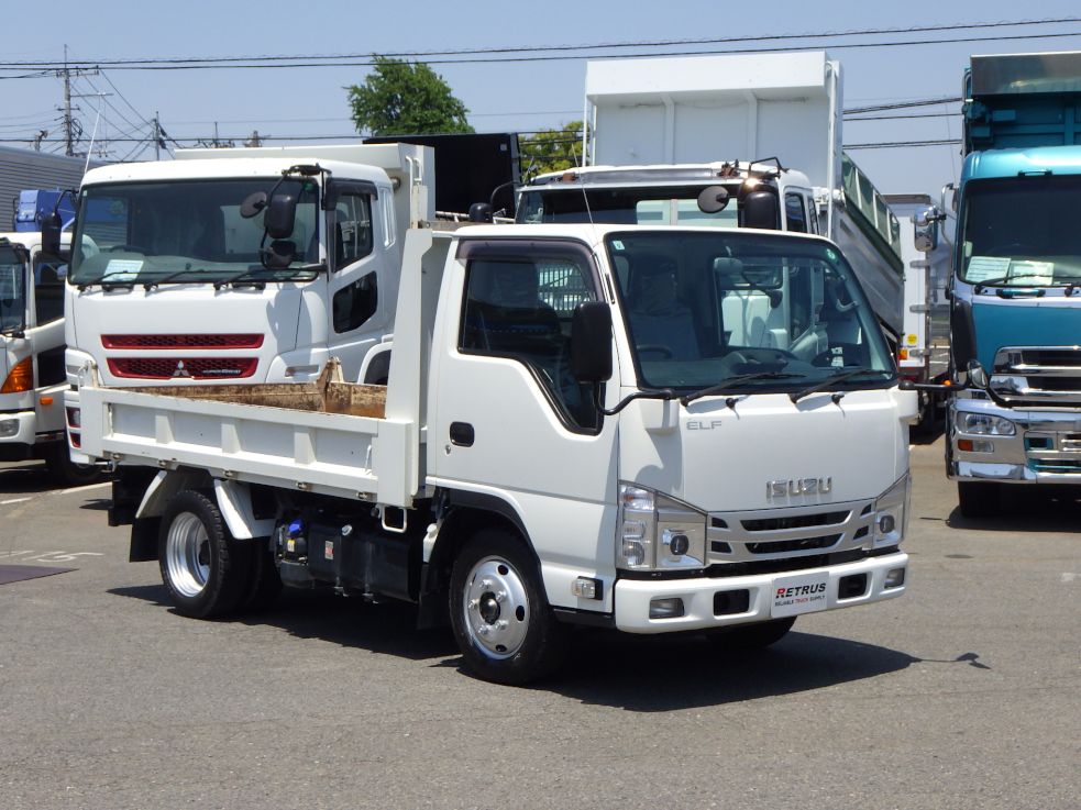 いすゞ エルフ 2RG-NJR88AD(2WD)の写真2