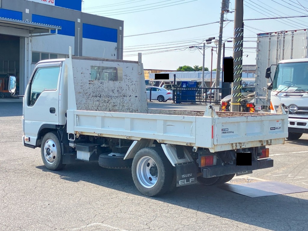 いすゞ エルフ 2RG-NJR88AD(2WD)の写真3