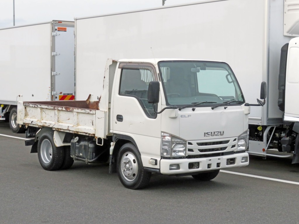 いすゞ エルフ TPG-NKR85AD(2WD)の写真2