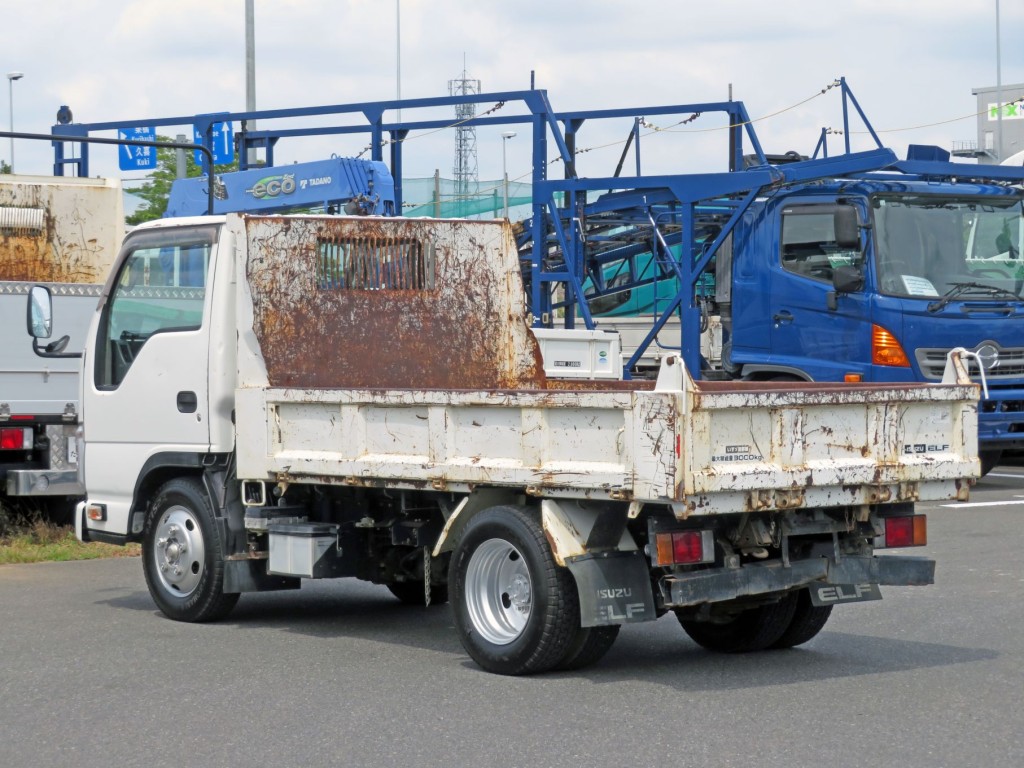 いすゞ エルフ TPG-NKR85AD(2WD)の写真3