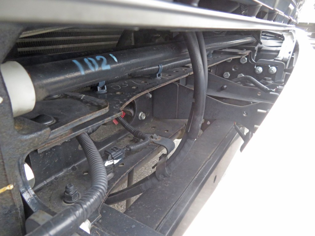 フロントパネル内部に軽いサビがあります。|日野 レンジャー 2KG-FD2ABG(2WD)の写真20