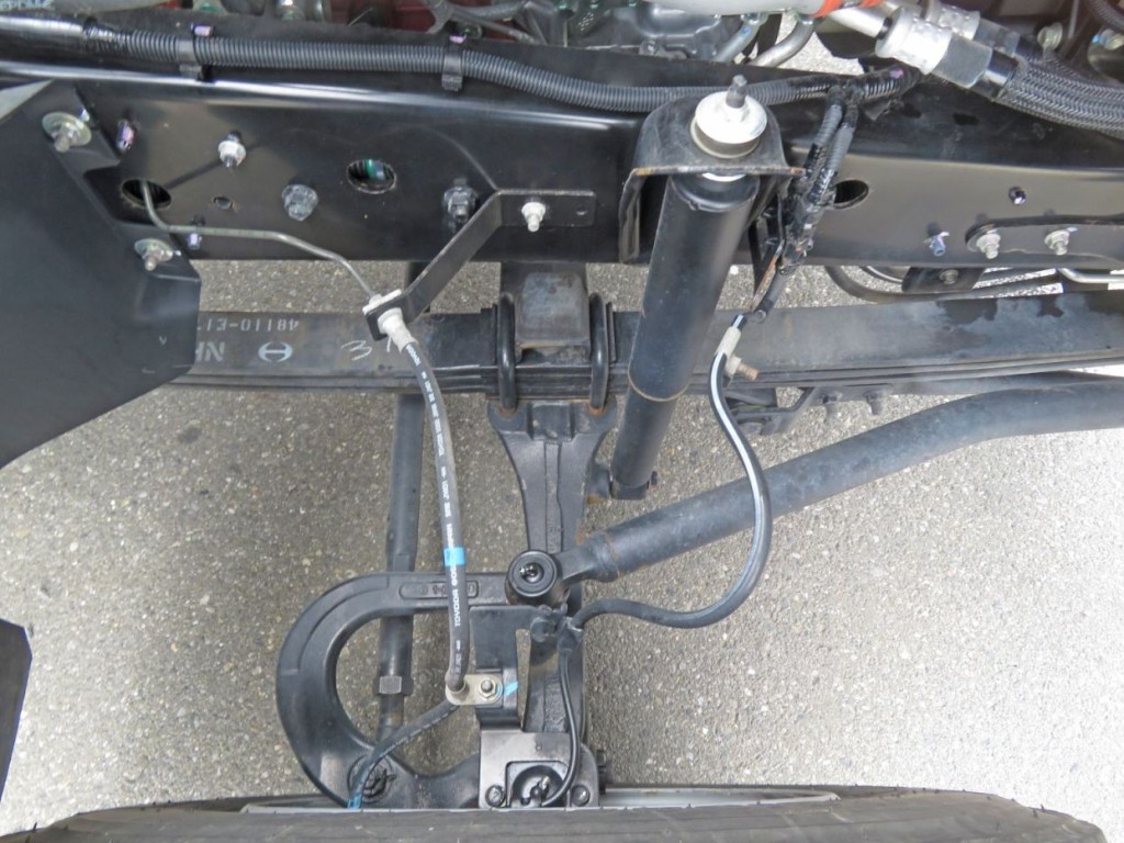 脚に周りに軽いサビがあります。|日野 レンジャー 2KG-FD2ABG(2WD)の写真29