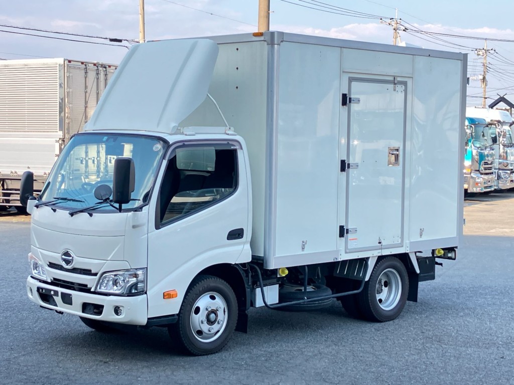 日野 デュトロ 2RG-XZU605M(2WD)の写真1