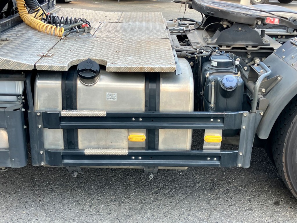いすゞ ギガ 2KG-EXD52CDの写真13