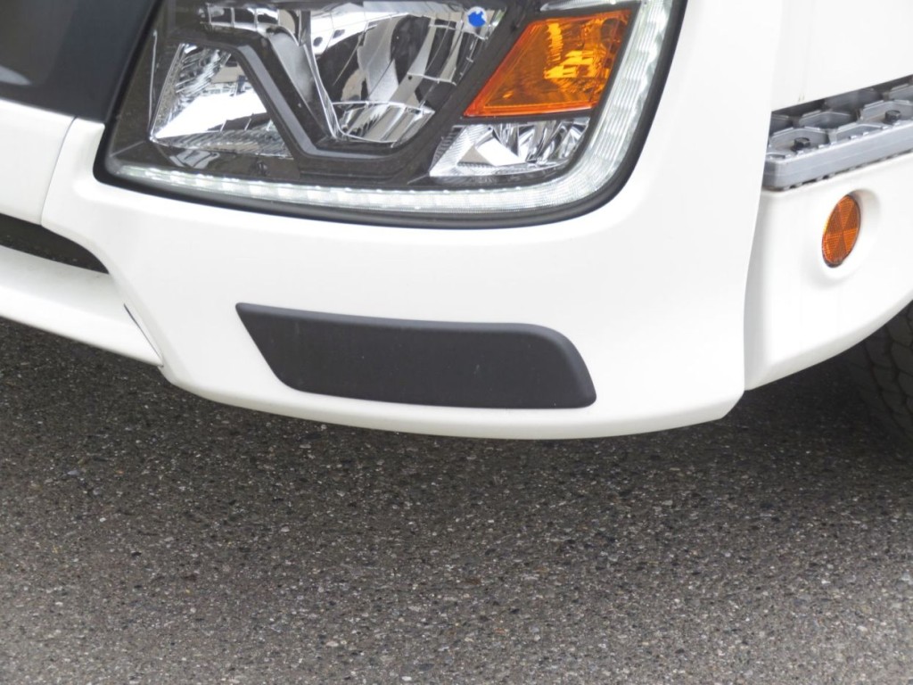 サイトアラウンドモニターシステム付きです。|日野 レンジャー 2PG-FD2ABA(2WD)の写真9