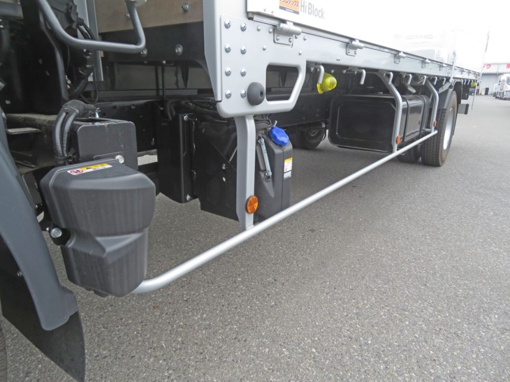 サイドバンパーの状態です。|日野 レンジャー 2PG-FD2ABA(2WD)の写真13