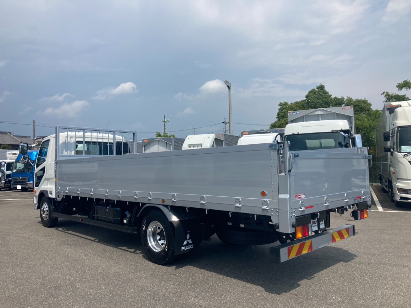三菱 ファイター 2KG-FK65F(2WD)の写真3