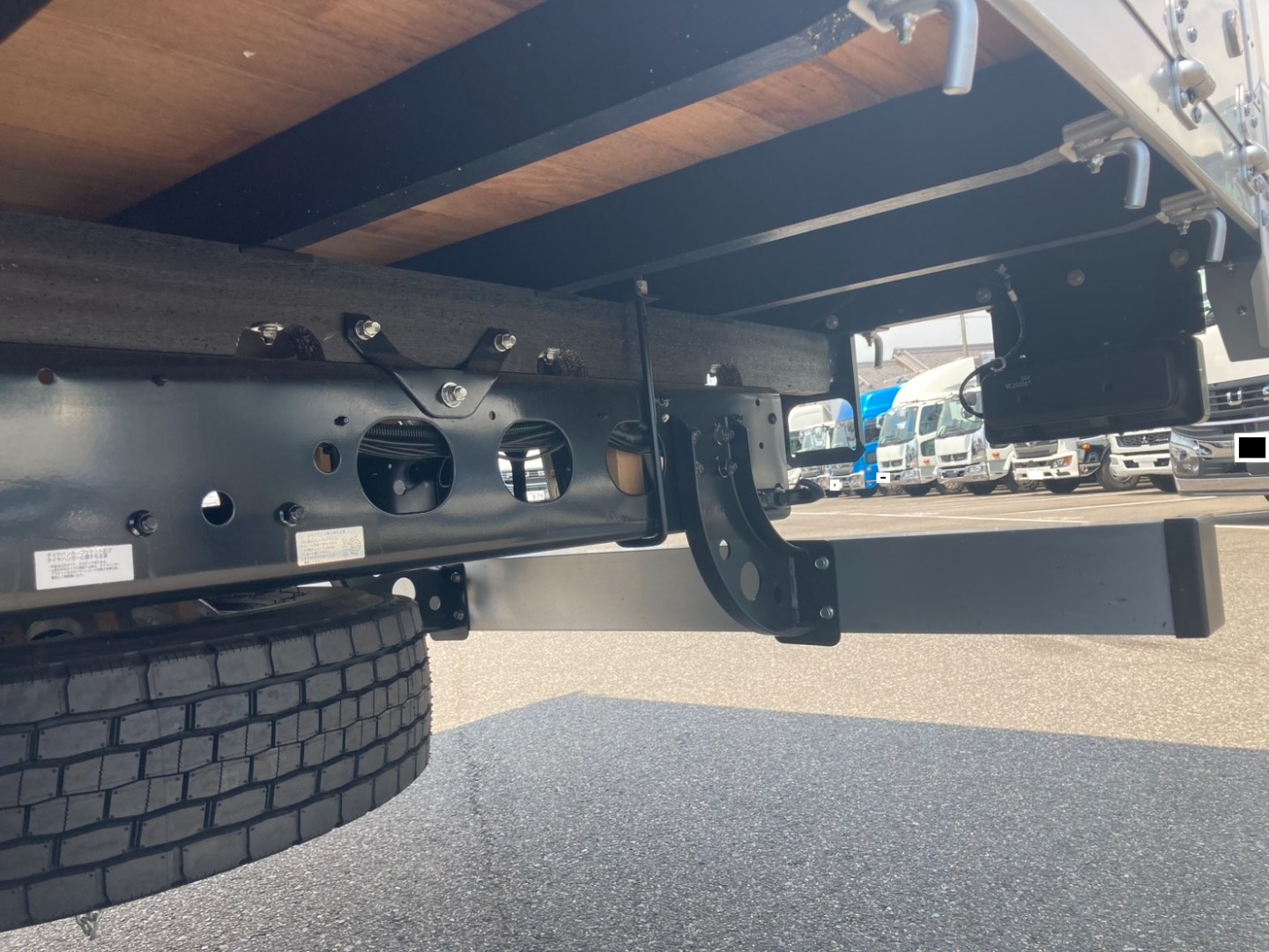 シャーシとネタの状態です。|三菱 ファイター 2KG-FK65F(2WD)の写真7