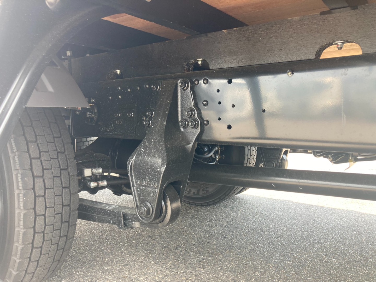 シャーシとネタの状態です。|三菱 ファイター 2KG-FK65F(2WD)の写真10