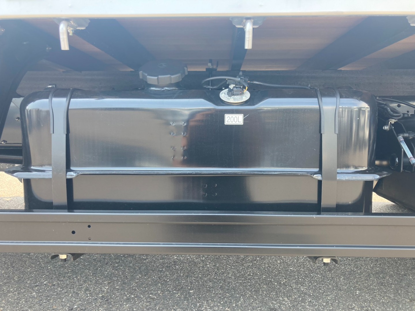 燃料タンクです。|三菱 ファイター 2KG-FK65F(2WD)の写真26