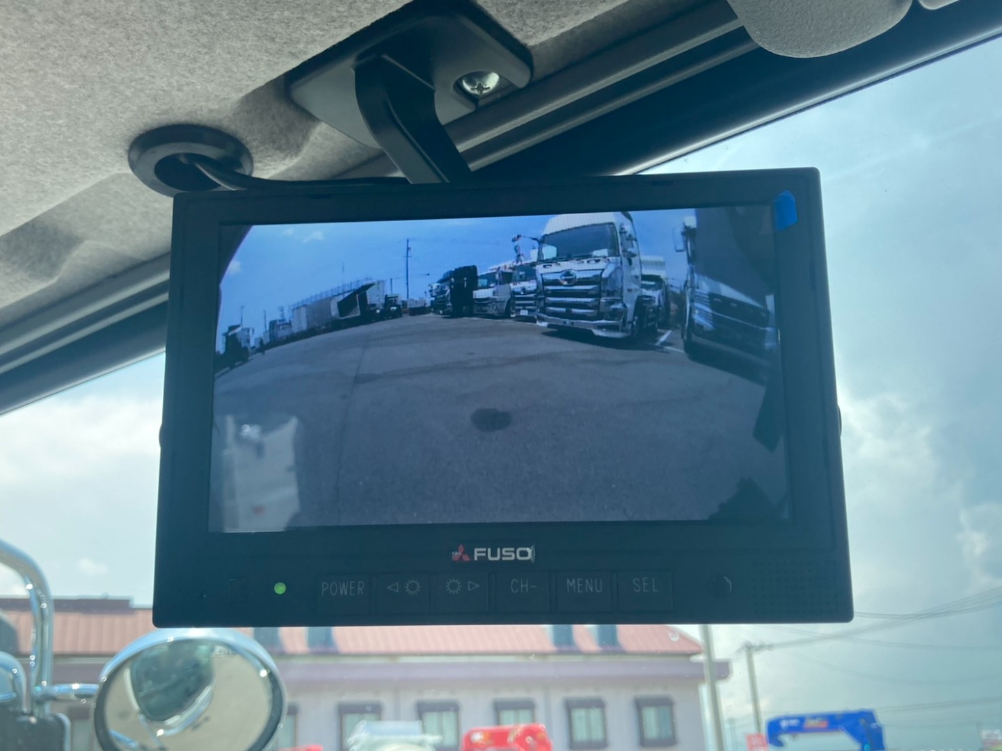 リアモニターです。|三菱 ファイター 2KG-FK65F(2WD)の写真28
